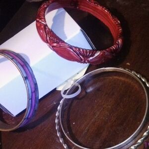 bracelets random colors